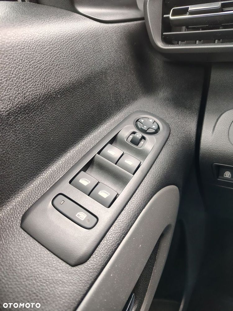 Citroën Berlingo XL 1.5 BlueHDI Shine S&S (7-os.) - 17