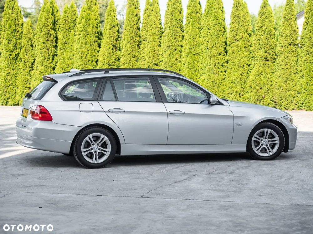 BMW Seria 3 318d DPF - 14
