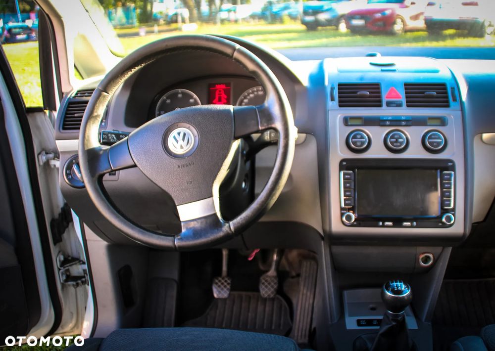 Volkswagen Touran 2.0 TDI Trendline - 12