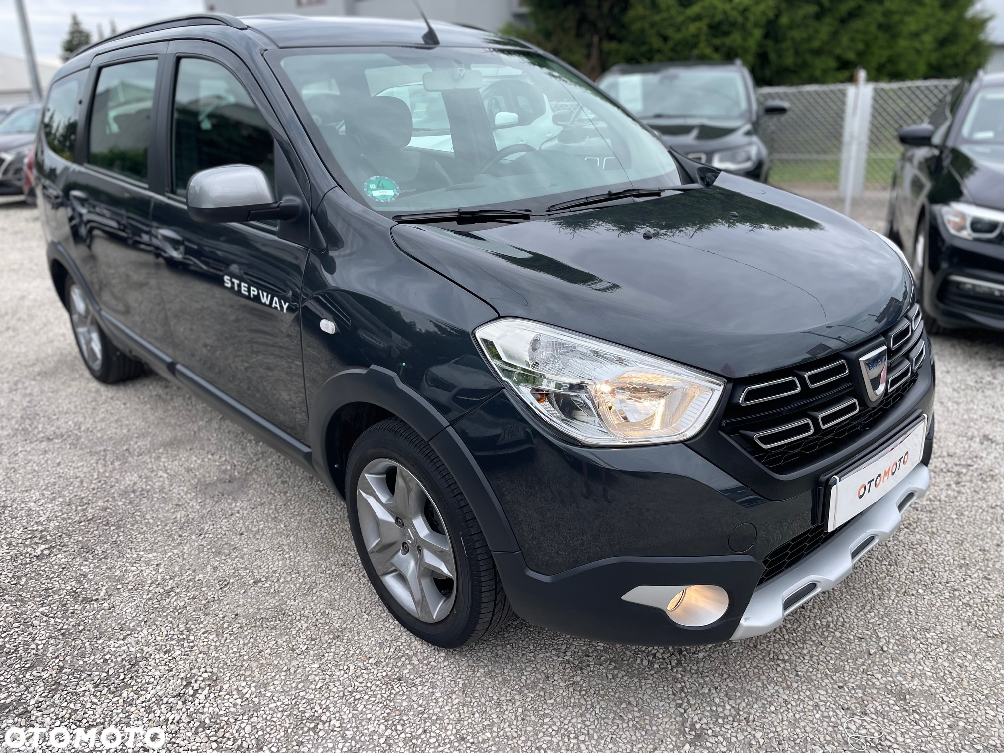Dacia Lodgy 1.3 TCe Stepway S&S - 2