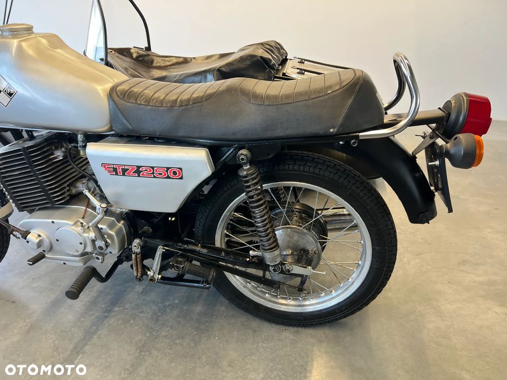 MZ ETZ - 8