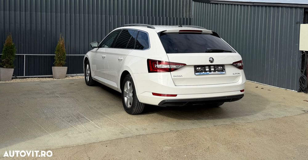Skoda Superb 2.0 TDI Style - 5