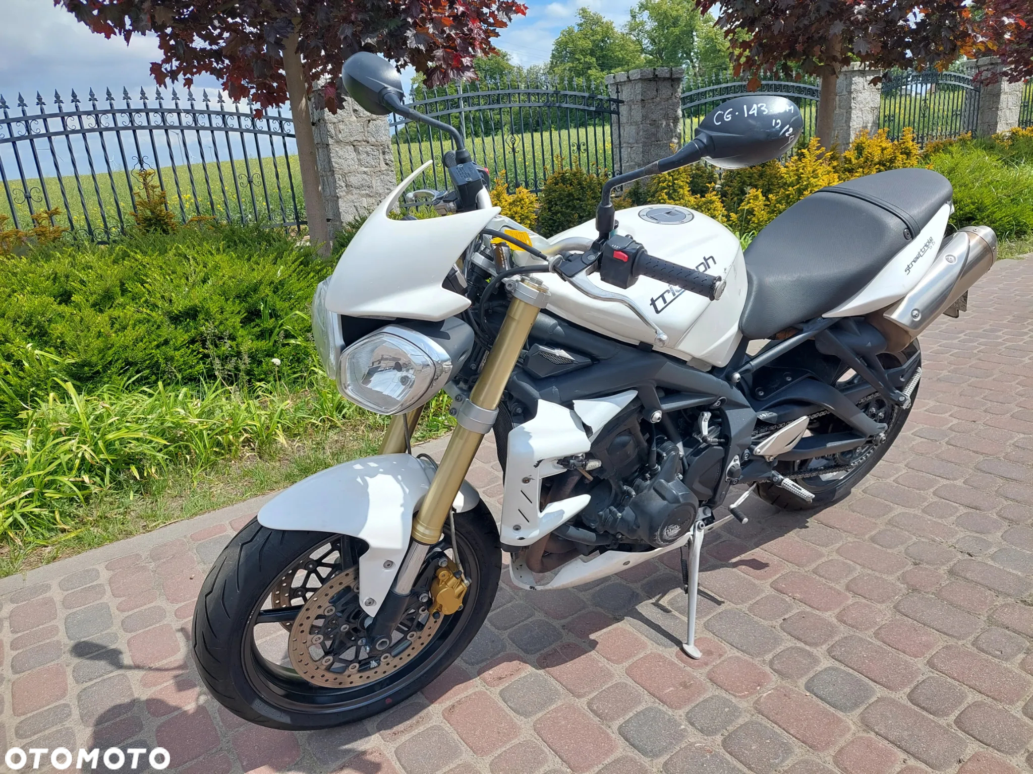 Triumph Street Triple - 2