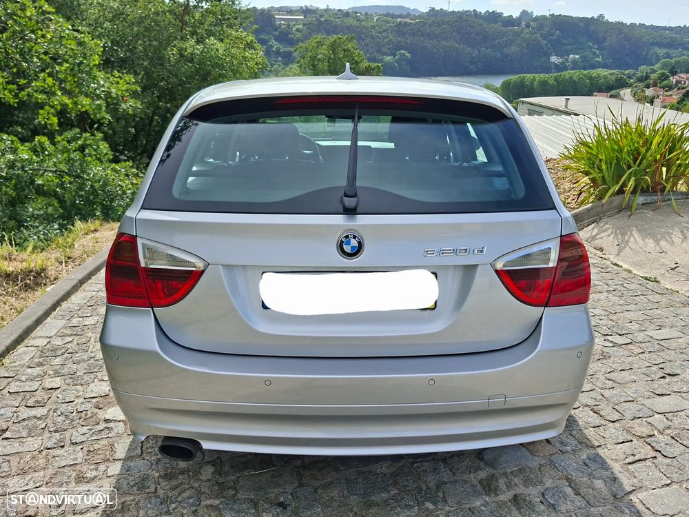 BMW 320 d Sport - 5