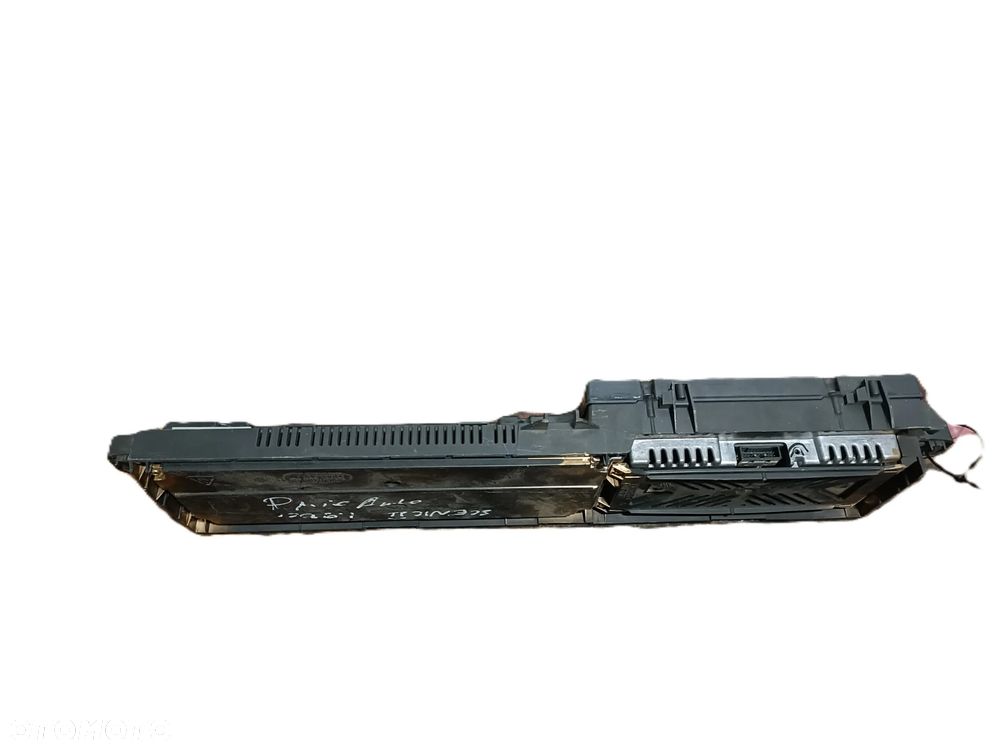 RENAULT SCENIC II 03-09 1,9 DCI liczniki zegary P8200353674A * - 5