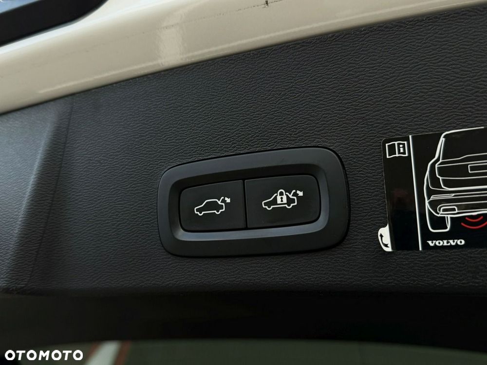 Volvo XC 40 T5 Recharge DKG RDesign - 24