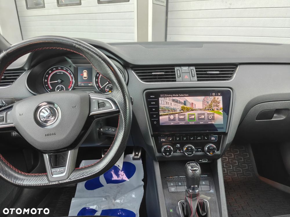 Skoda Octavia 2.0 TDI 4x4 DSG RS - 13