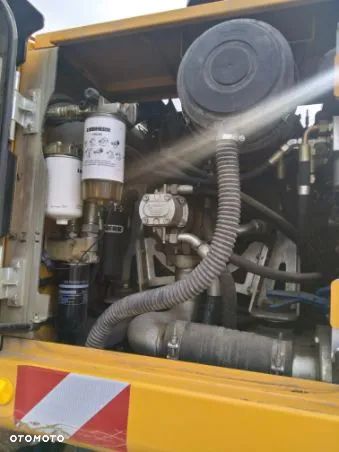 Liebherr A914 - 9