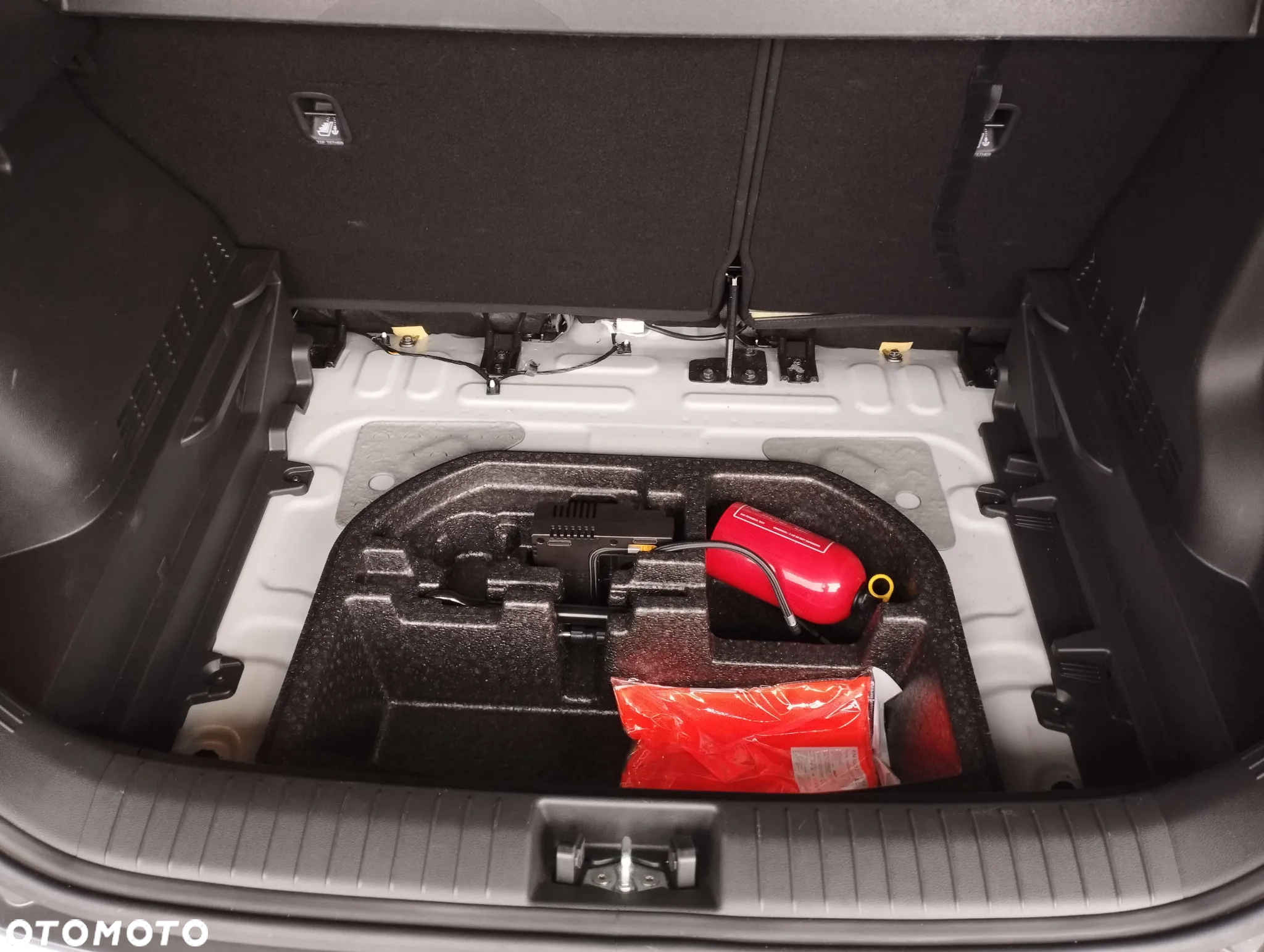 Hyundai Kona Electric 39kWh Premium - 32