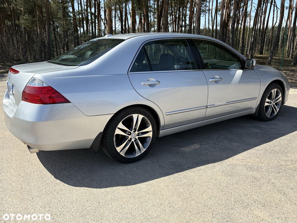 Honda Accord - 3