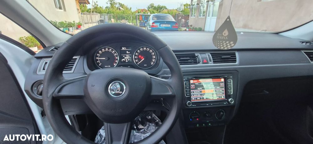 Skoda RAPID 1.6 TDI Ambition - 8