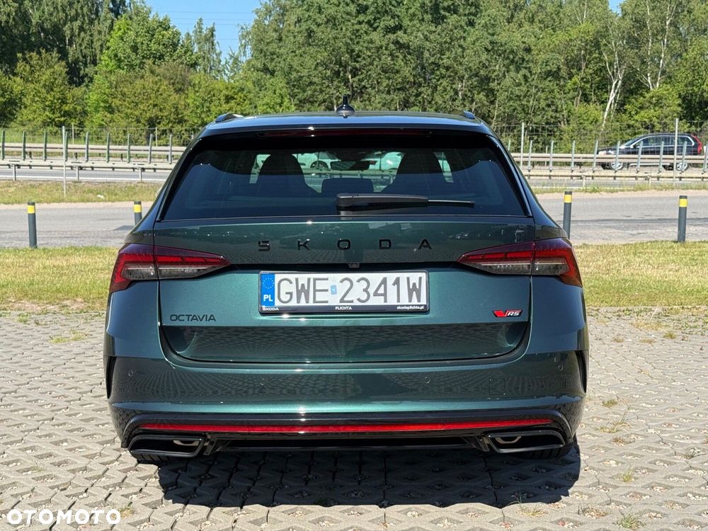 Skoda Octavia 2.0 TSI RS DSG - 7