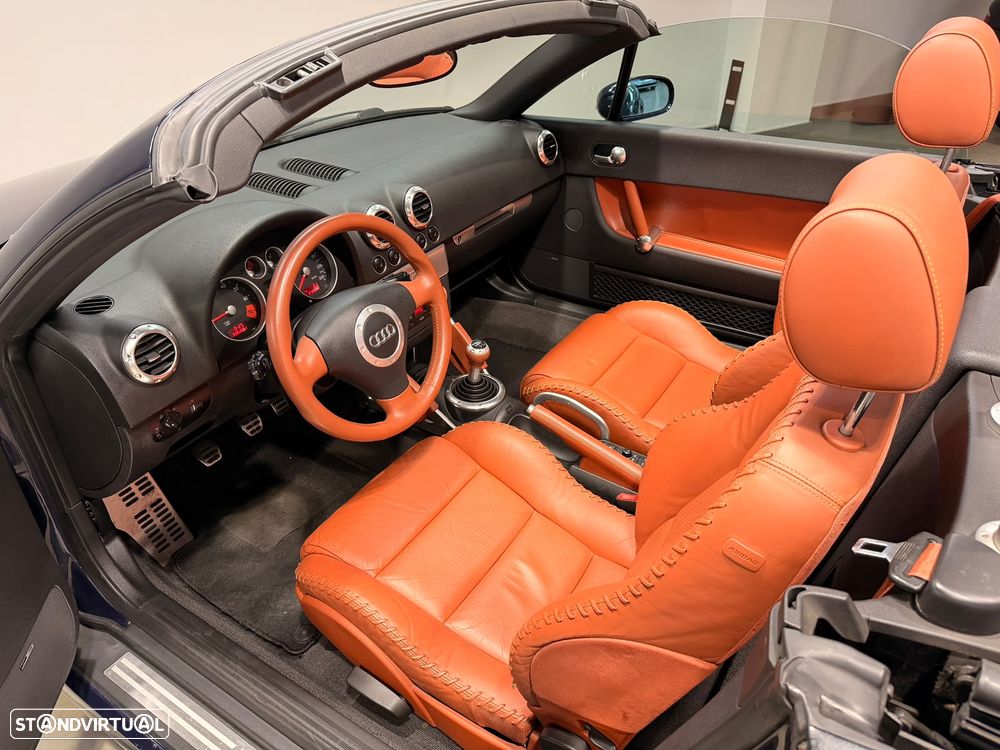 Audi TT Roadster 1.8 T - 14