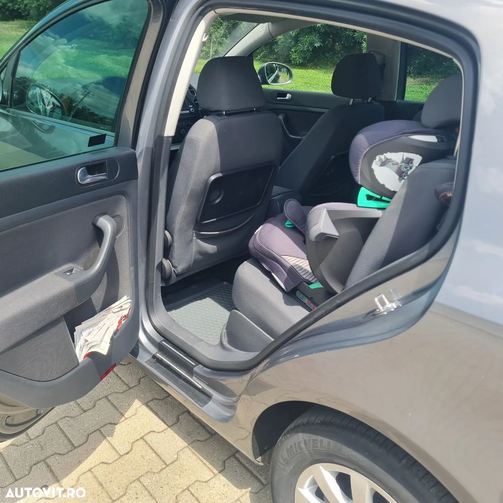 Volkswagen Golf Plus - 4