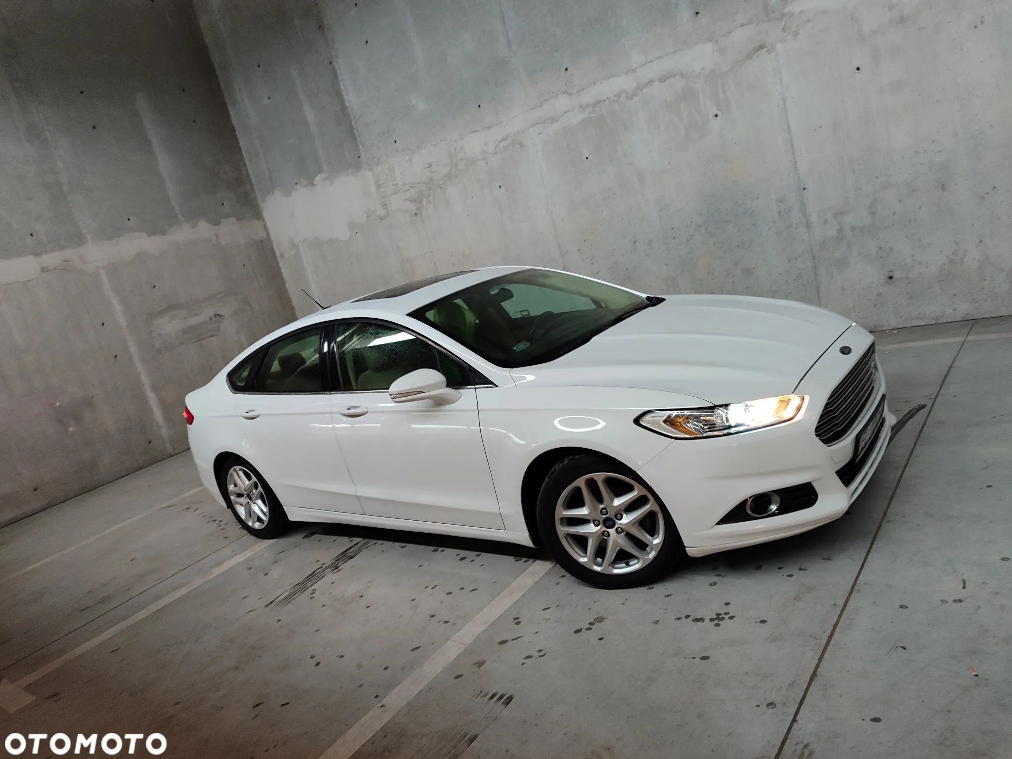 Ford Fusion - 8