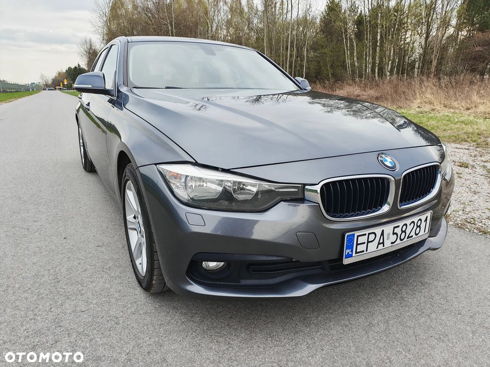 BMW Seria 3 320d - 22