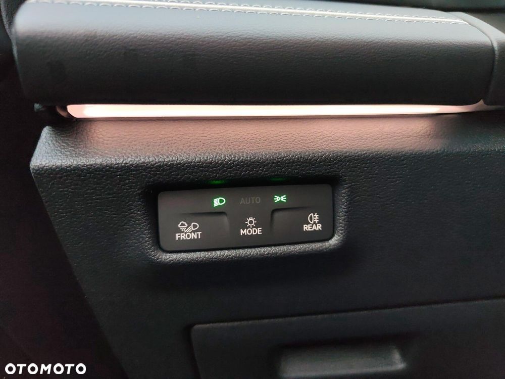 Volkswagen Tayron 2.0 TSI Elegance DSG - 24