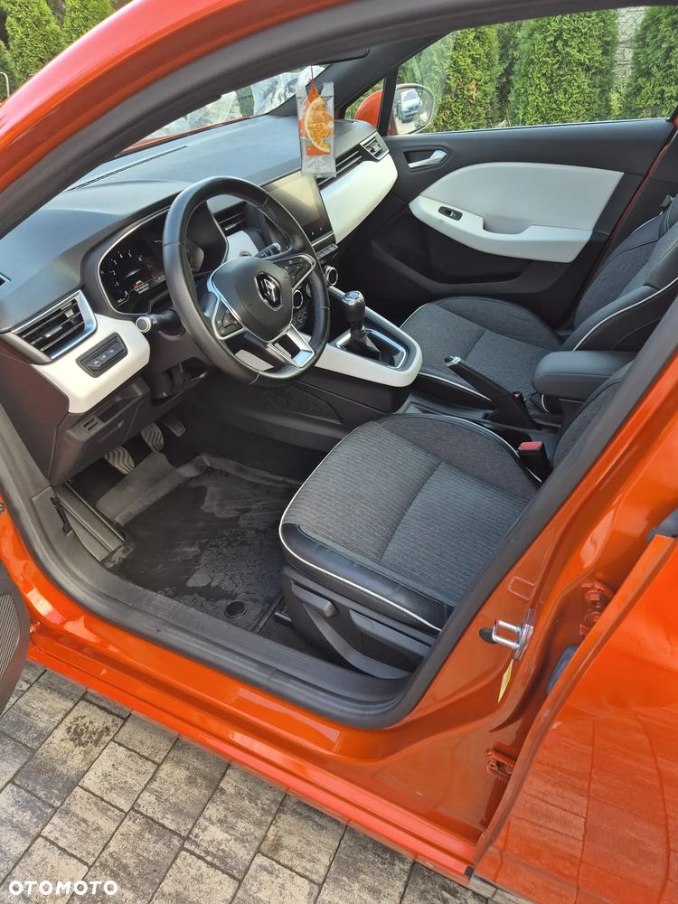 Renault Clio - 14
