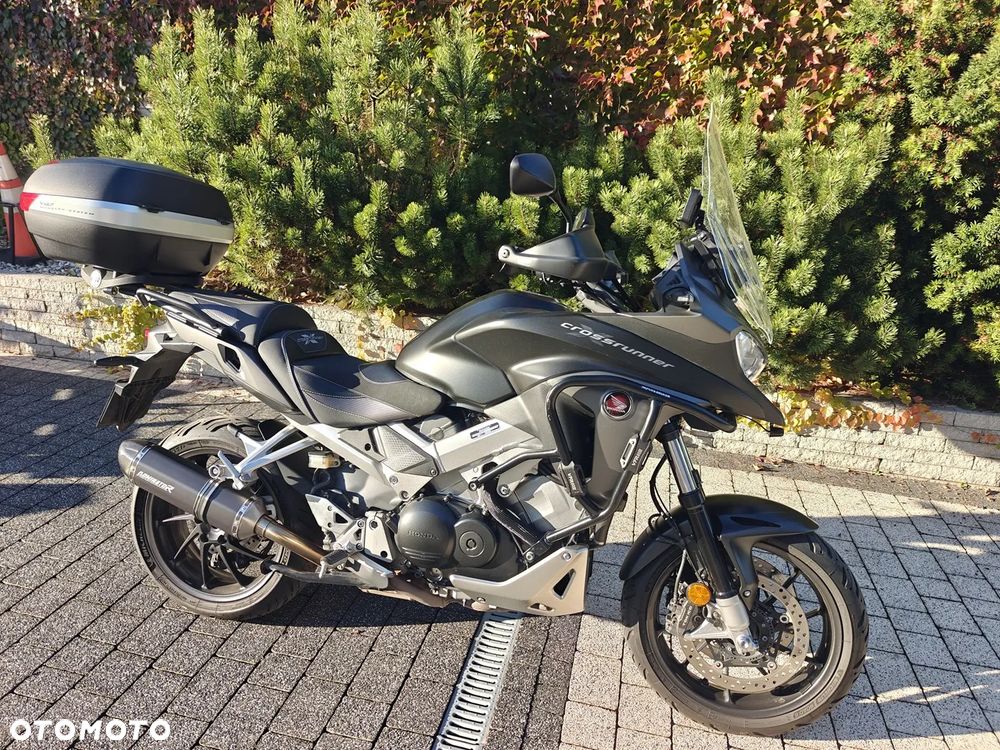 Honda VFR - 1