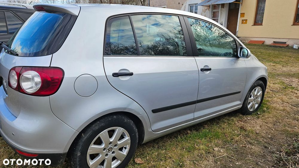 Volkswagen Golf Plus - 8