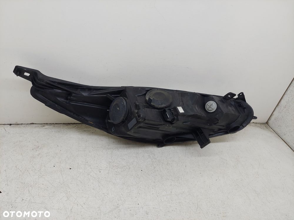 Ford Fiesta MK7 VII lift lampa przód led soczewka - 7