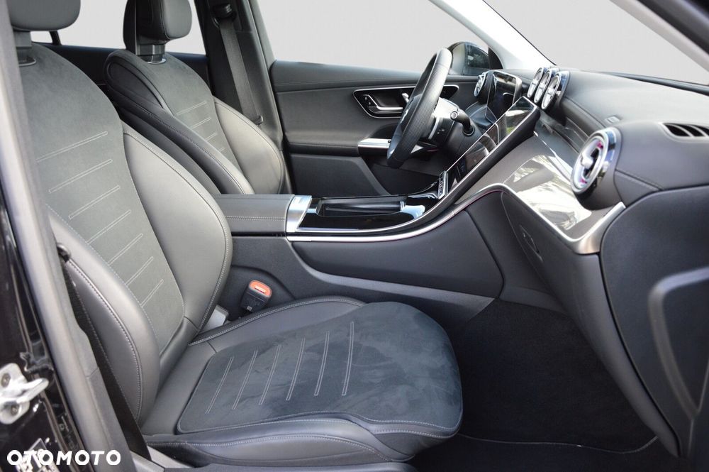 Mercedes-Benz GLC 220 d mHEV 4-Matic AMG Line - 24