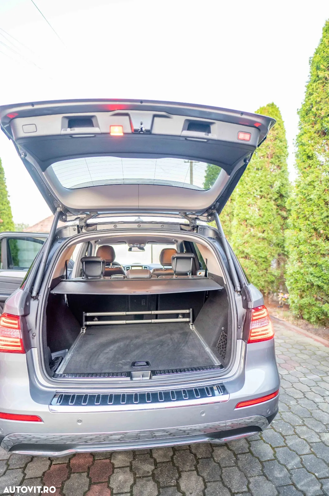 Mercedes-Benz ML 350 BlueTec 4MATIC Aut - 12