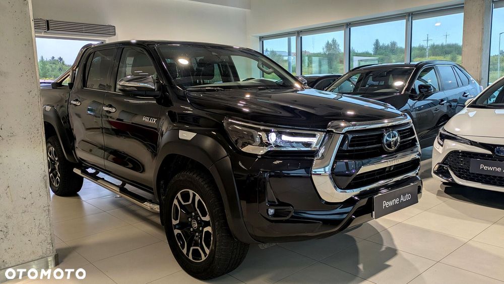 Toyota Hilux 2.8 D-4D Double Cab SR5+ 4x4 - 5