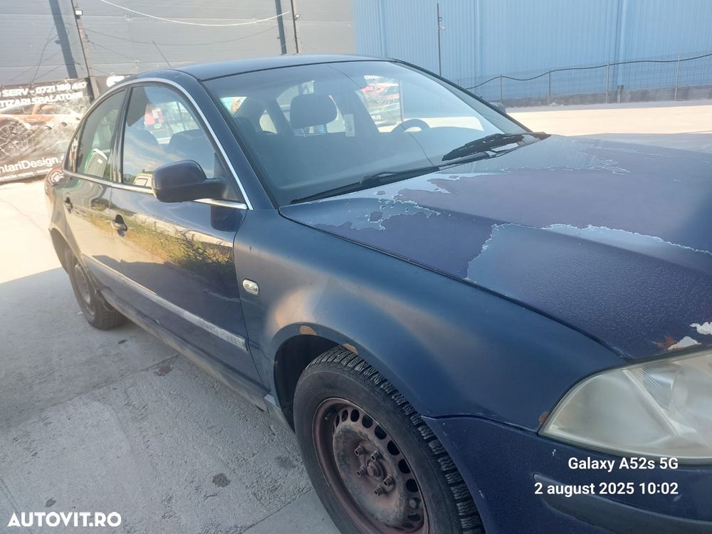 Volkswagen Passat 1.9TDI Basis - 2