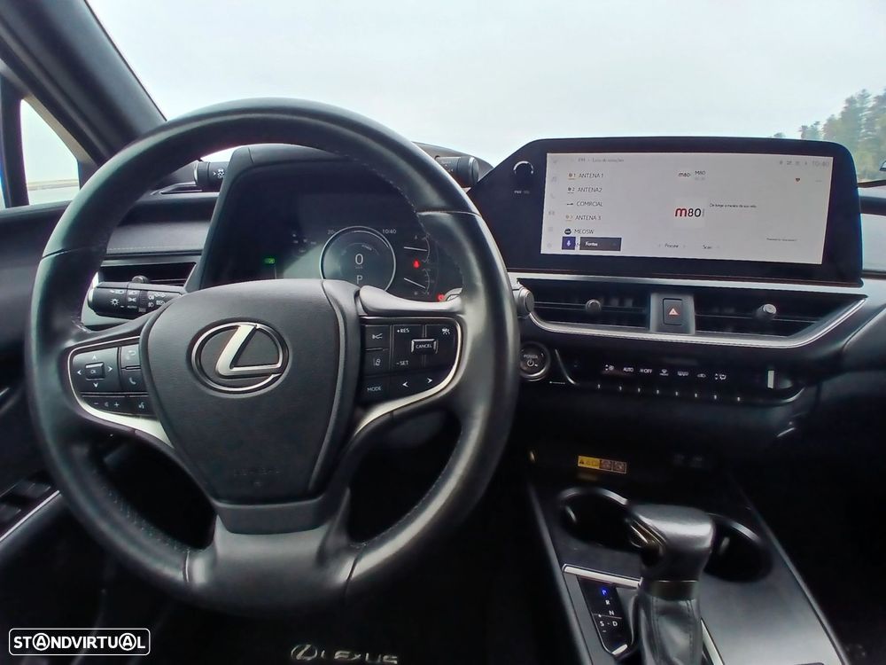 Lexus UX 250h Sport (Ecrã 12.3) - 7
