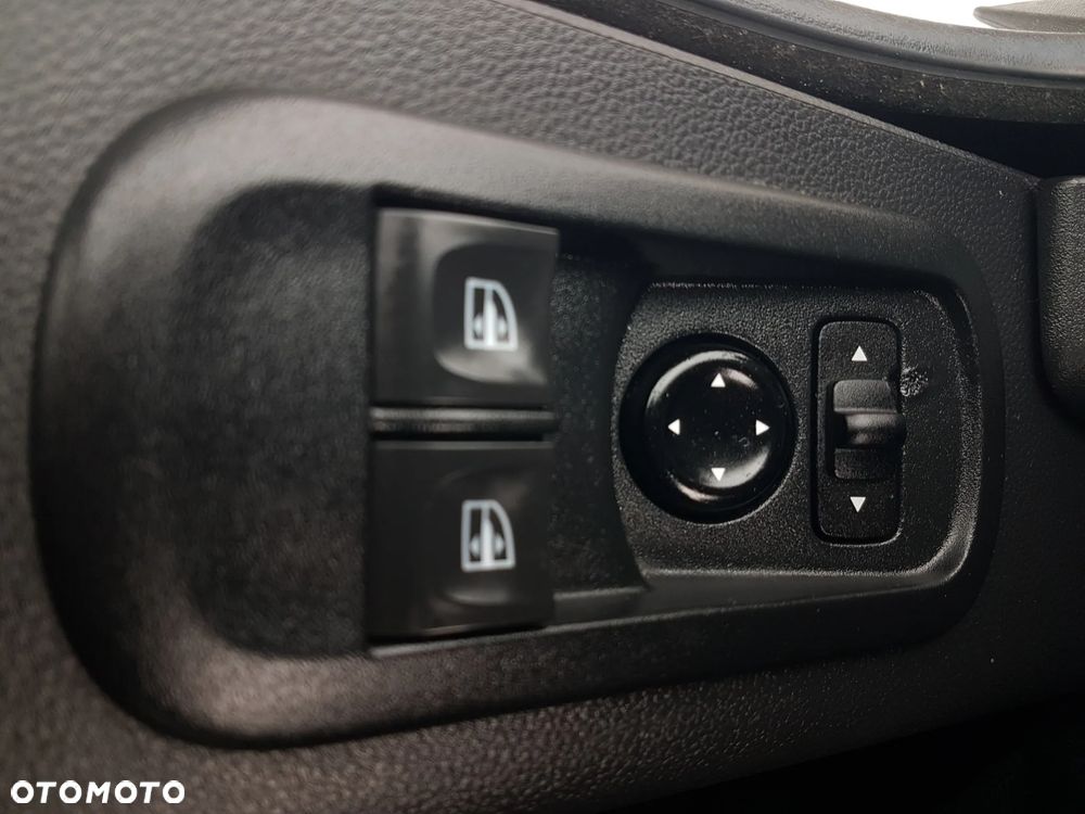 Renault MASTER 8EP CHŁODNIA MROŹNIA 4,21x2,11x2,01 IZOTERMA AGREGAT THERMO KING V-500 MAX GRZANIE ZASILANIE Z SILNIKA + ELEKTRYCZNE KRAJOWY - 10