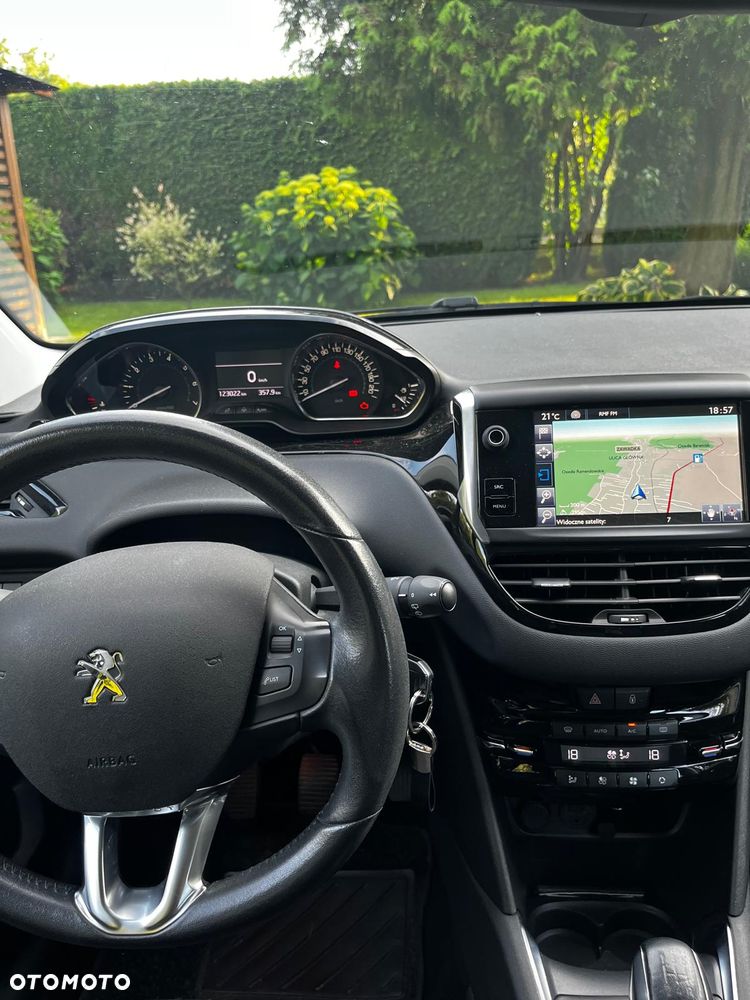 Peugeot 208 1.2 PureTech Active - 14