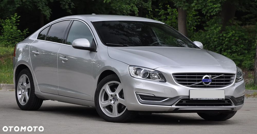 Volvo S60 D4 R-Design Summum - 12