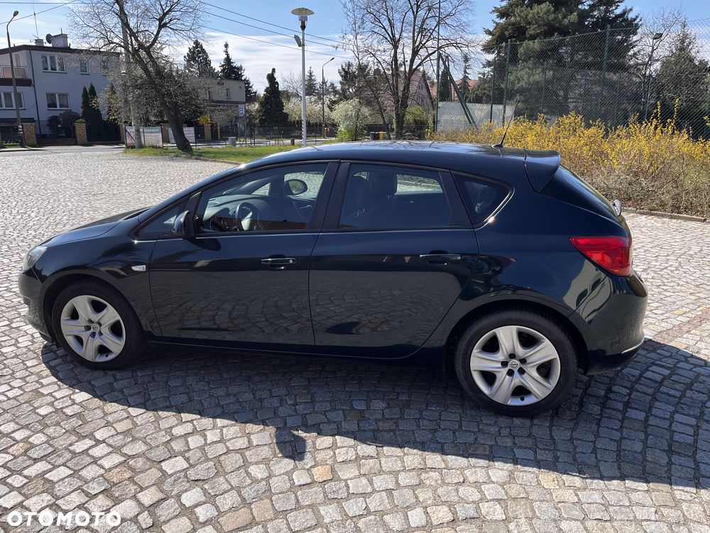 Opel Astra 1.4 T Enjoy - 4