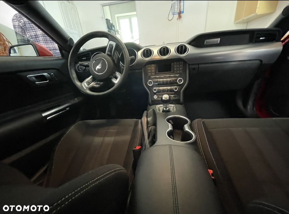 Ford Mustang - 15
