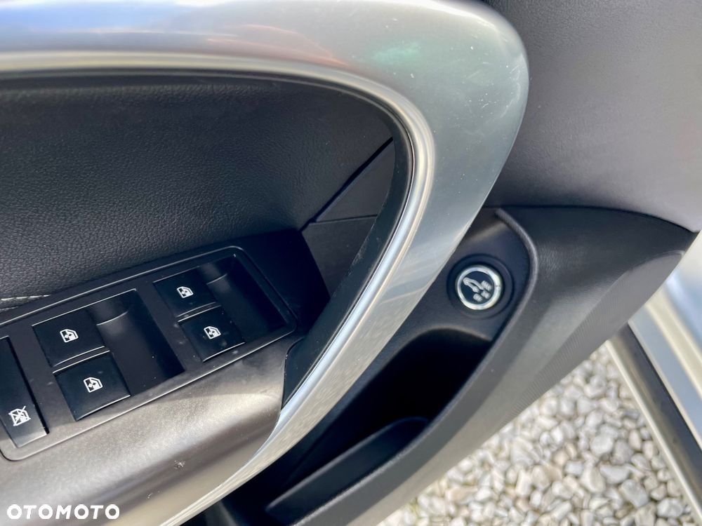 Opel Insignia 2.0 CDTI ecoFLEX Start/Stop Innovation - 31