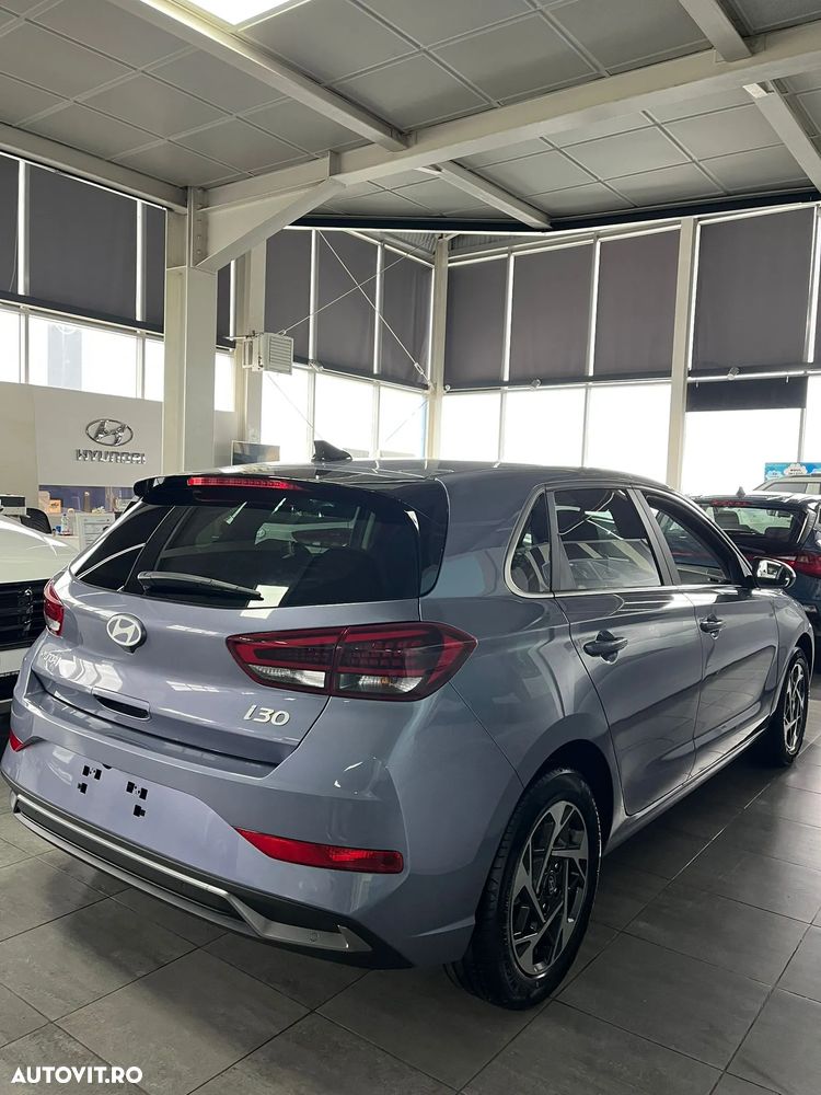 Hyundai i30 1.5 96CP M/T Highway - 9