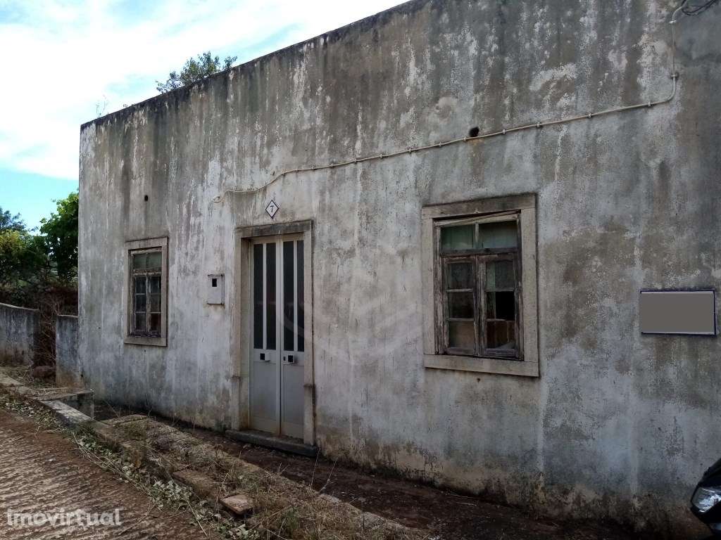 Moradia antiga com uma área bruta de 119 m2, Loulé, Algarve - Grande imagem: 2/24