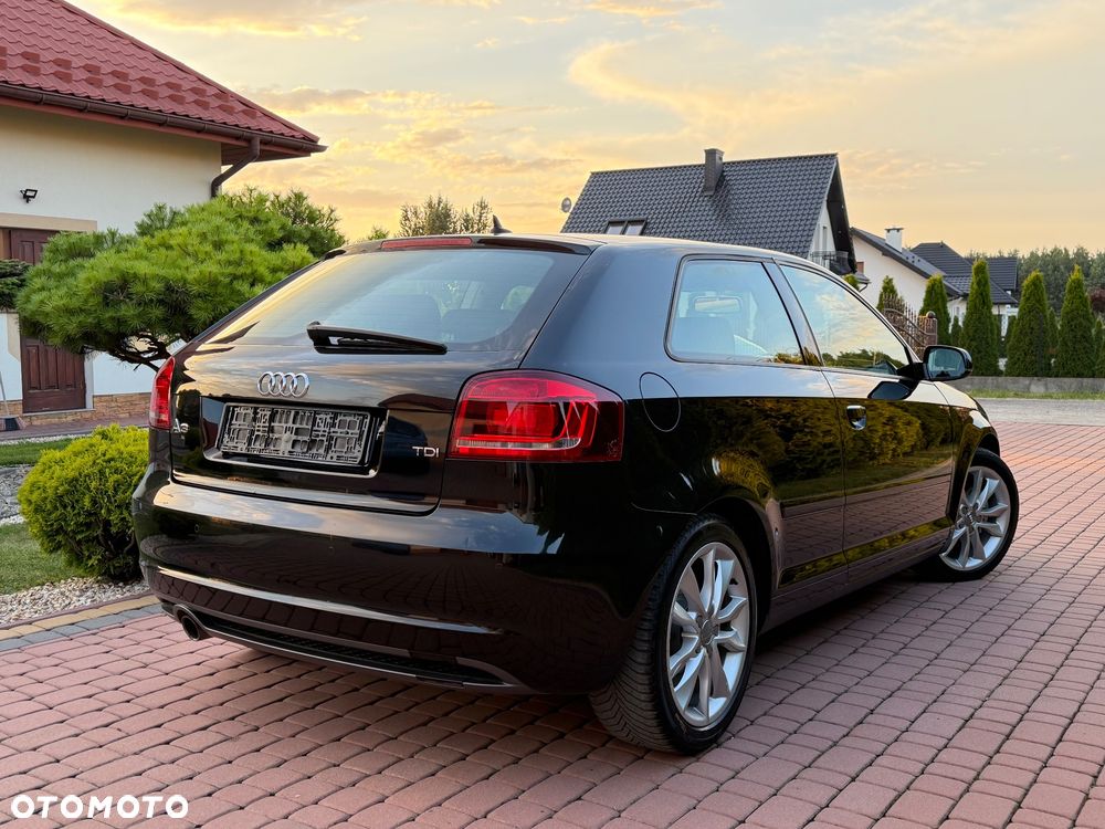 Audi A3 3-drzwiowe 2.0 TDI DPF S line Sportpaket - 3