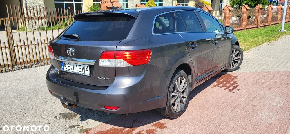 Toyota Avensis 2.2 D-4D Premium - 3