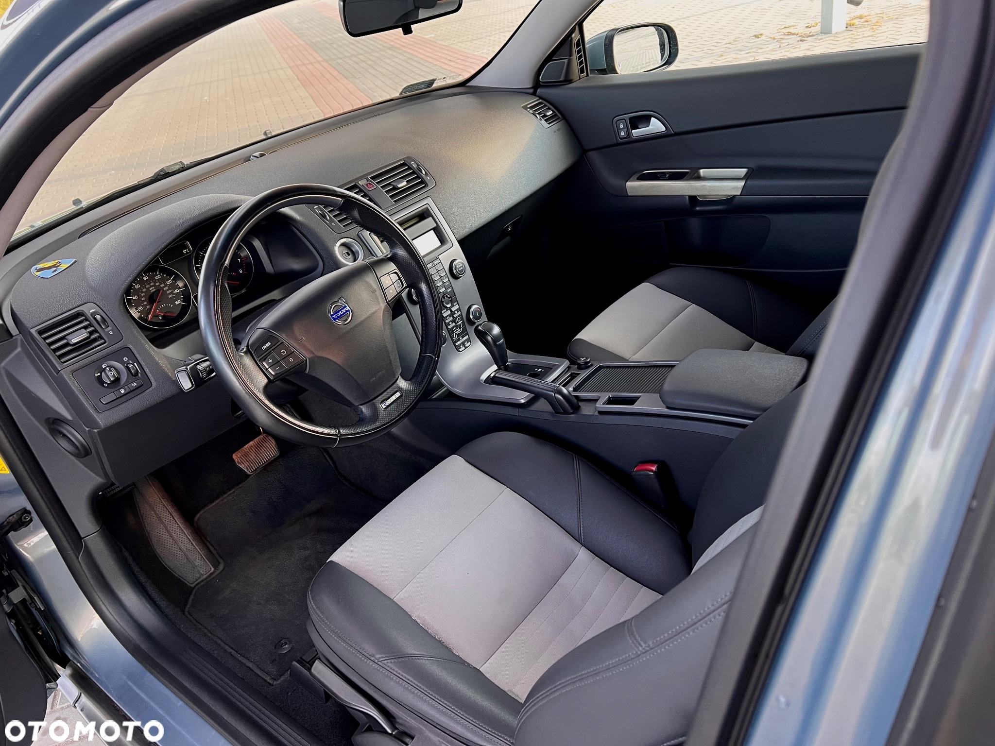 Volvo C30 T5 Momentum - 9
