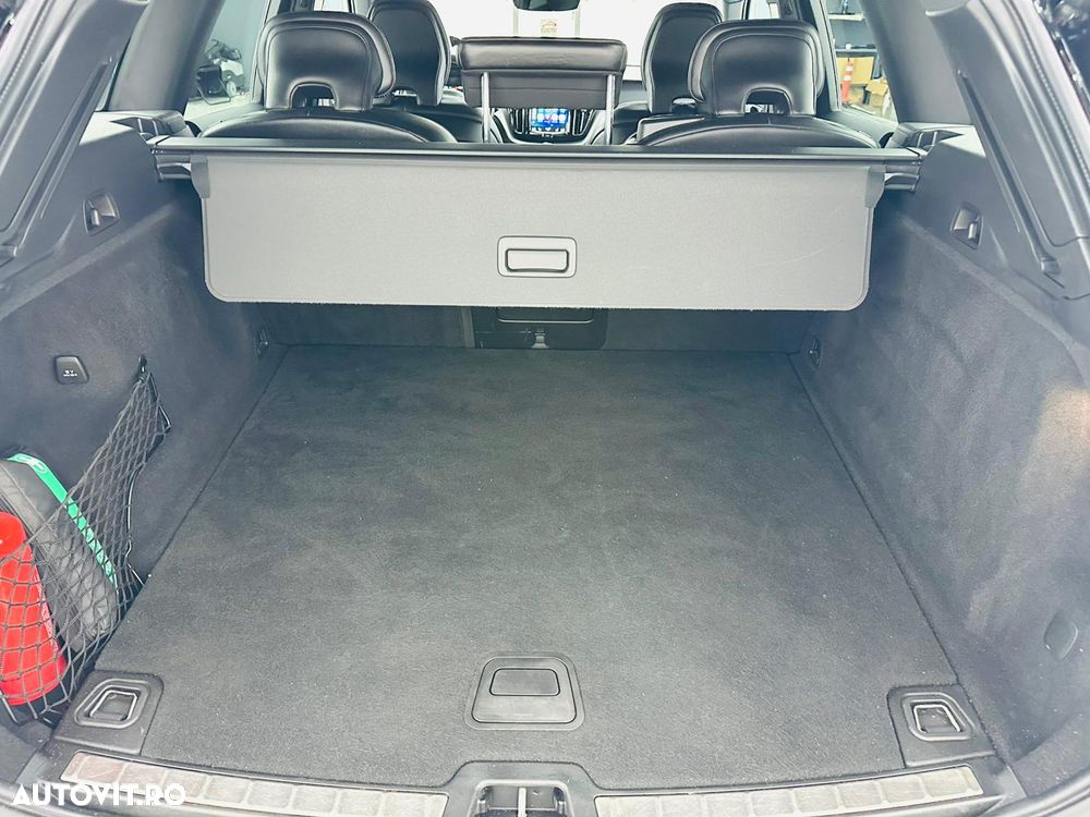 Volvo XC 60 D3 R-Design - 17