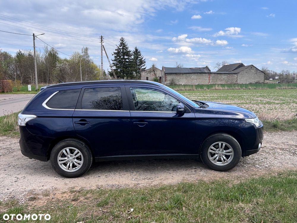 Mitsubishi Outlander 2.2 DID Intense - 5