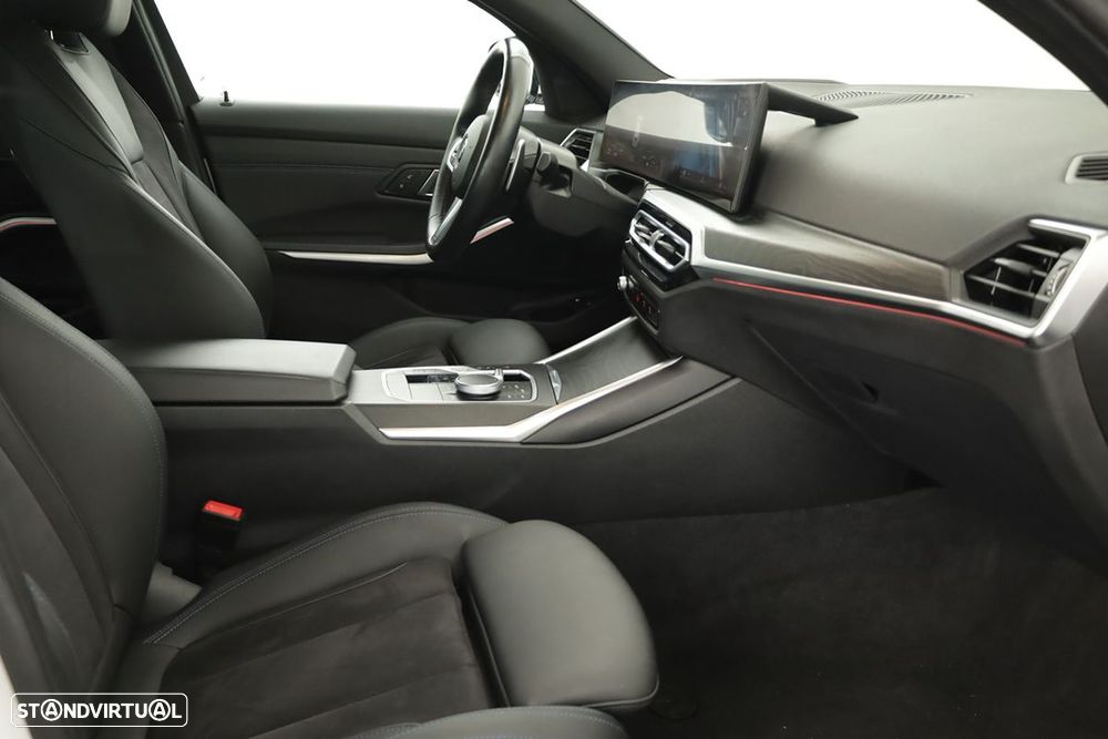 BMW 330 e Pack Desportivo M Auto - 20