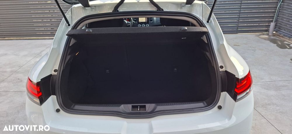 Renault Megane Blue dCi 116 Life - 17