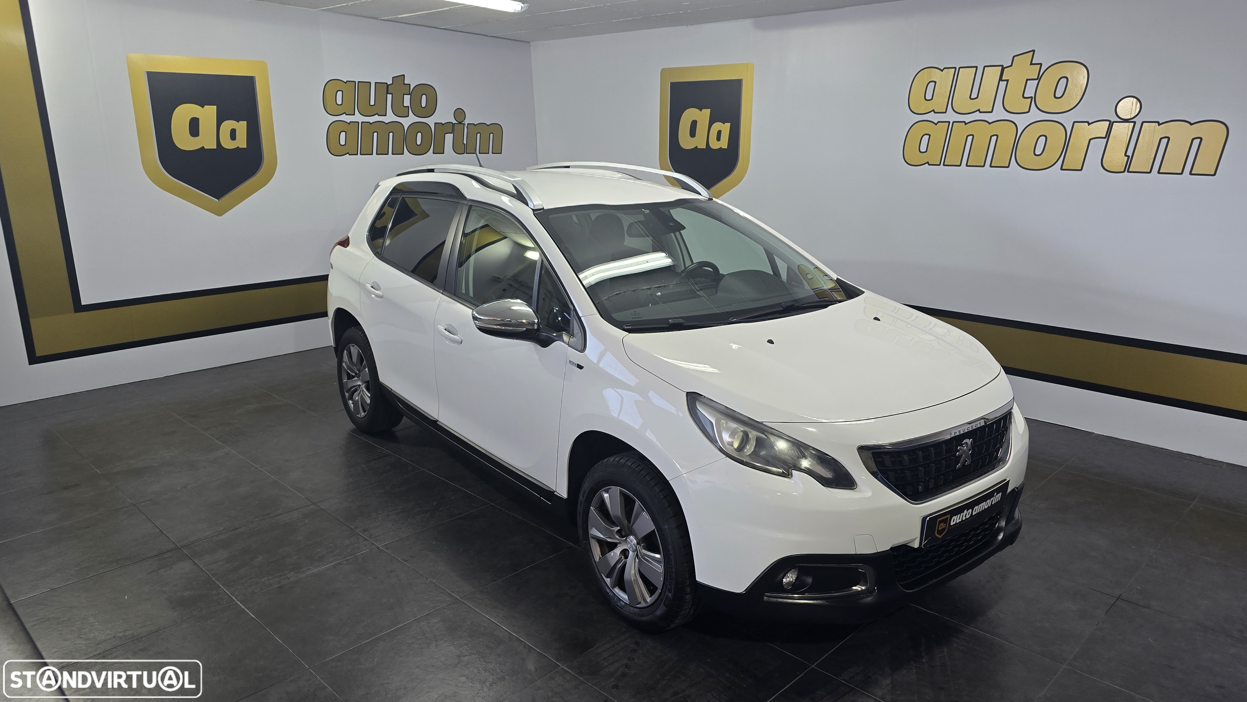 Peugeot 2008 1.2 PureTech Style - 7