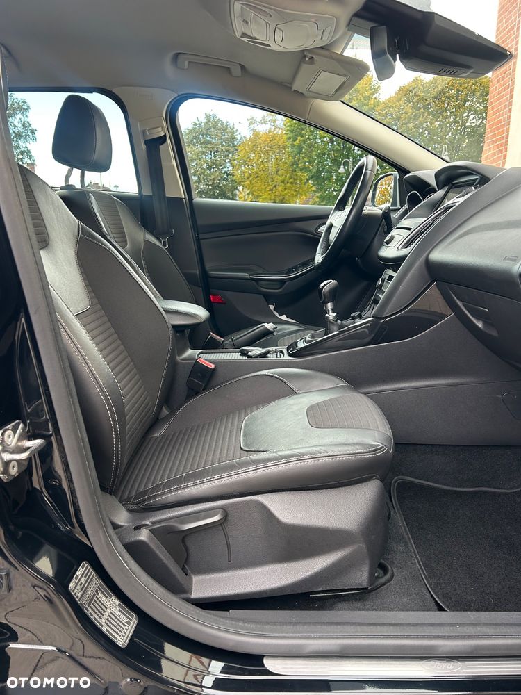 Ford Focus 2.0 TDCi Titanium ASS - 16