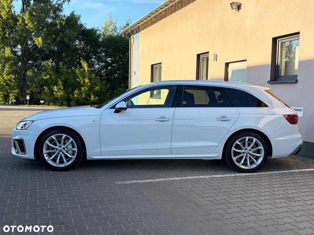 Audi A4 Avant 40 TDI quattro S tronic S line - 28
