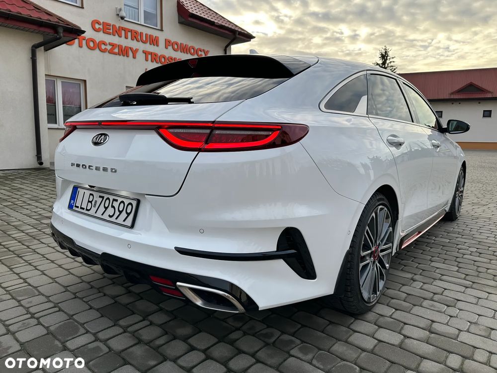 Kia ProCeed - 6