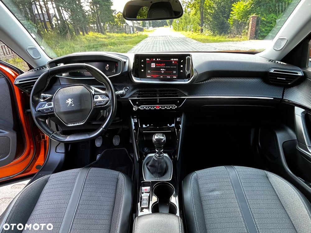 Peugeot 2008 1.5 BlueHDi Allure S&S - 18